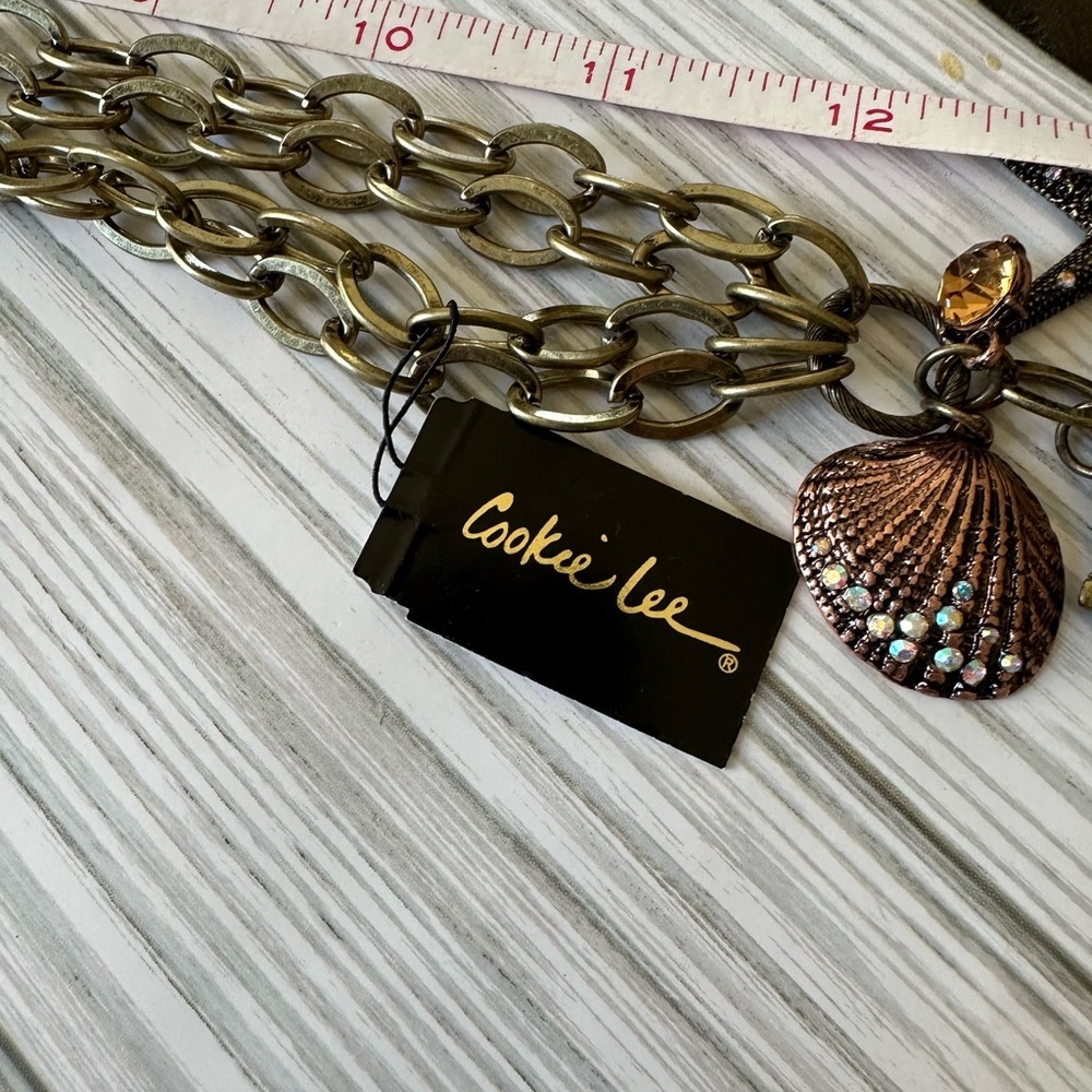 Bronze Colored Necklace with Sea Creatures - Picture 3 of 3